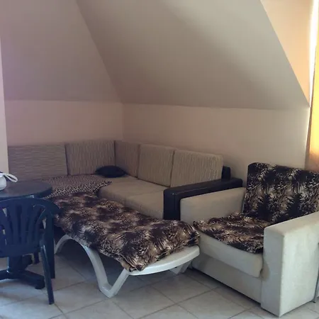 Sanny Garden Apartment