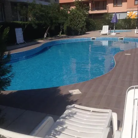Sanny Garden Apartment Slantschew brjag